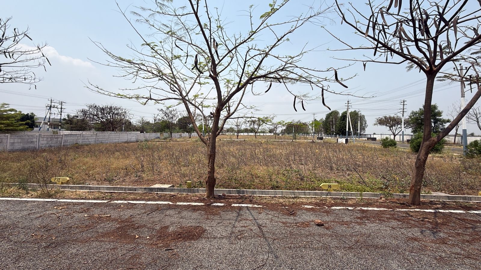 Plot for Sell in Sriguppa road near vada Chaitanya college, ballari