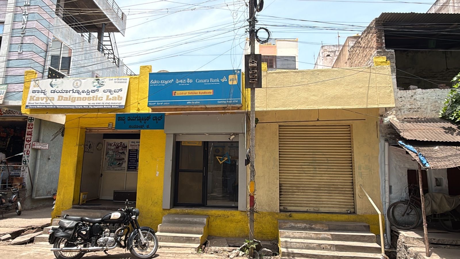 Commercial Shops / Building for Sell in Cumming road Ballari