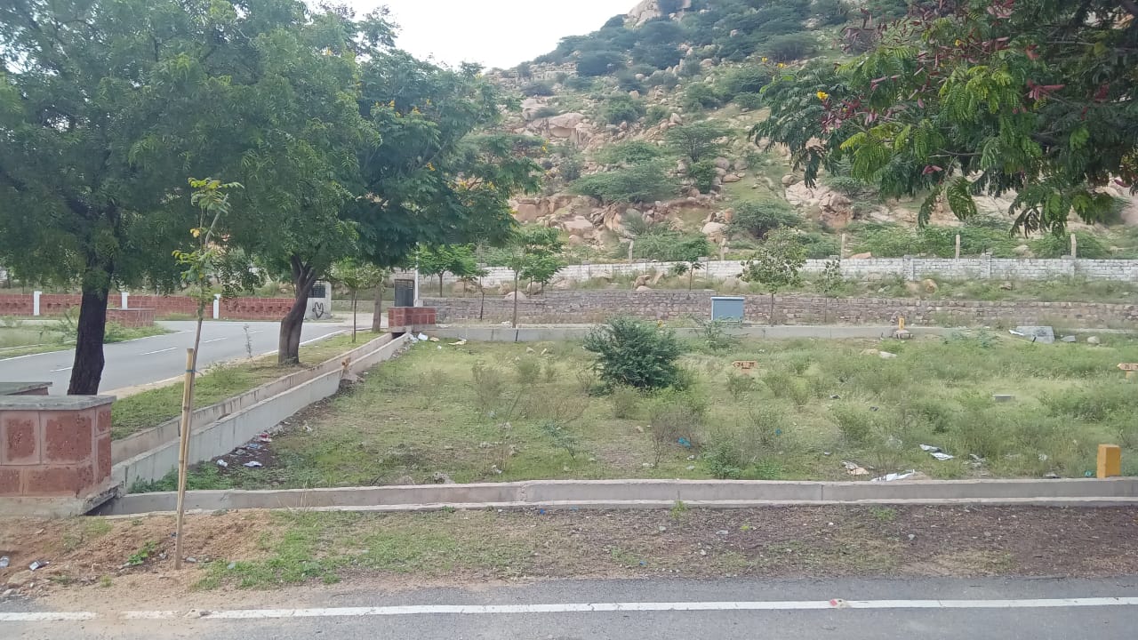 Plot for Sell in Sangankal Road Moka Road Ballari