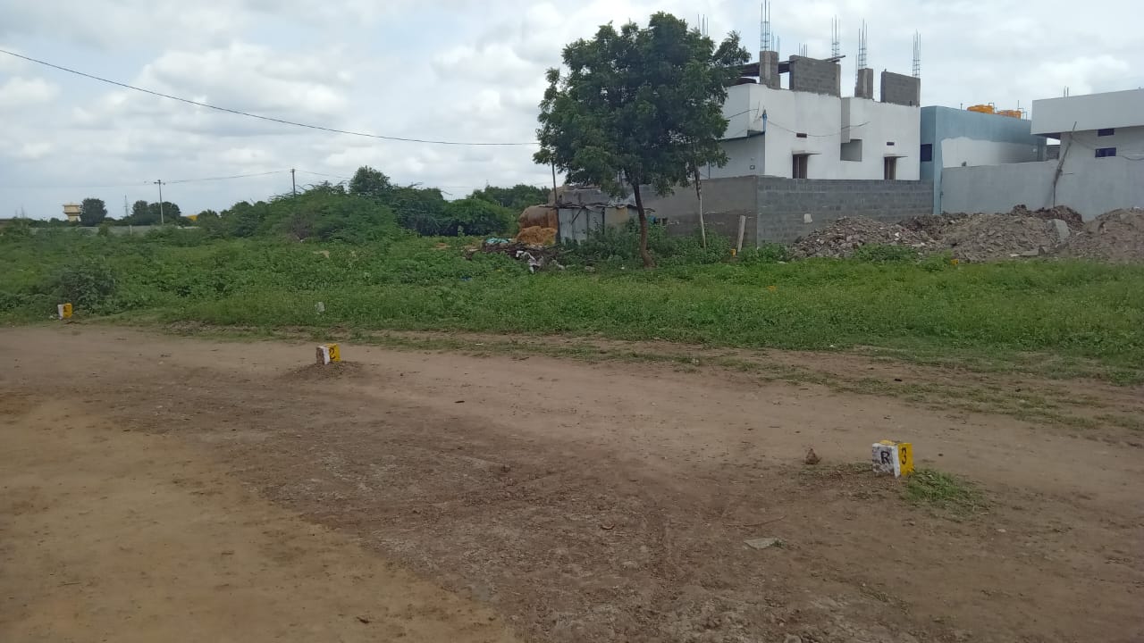 Plot for Sell in Old Andhral Ballari
