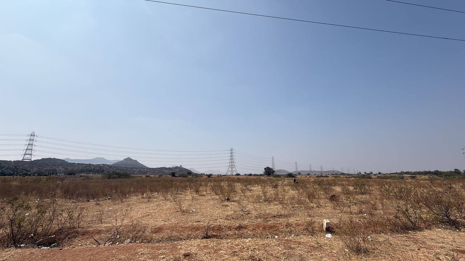 Plot for Sell in HALKUNDI VILLAGE TO HONNALI AFTER GRAM- PANCHAYATI OFFICE, NEAR PRABHU SANNIDHI PUBLIC SCHOOL, BESIDE GHS HALKUNDI GOVERNMENT SCHOOL